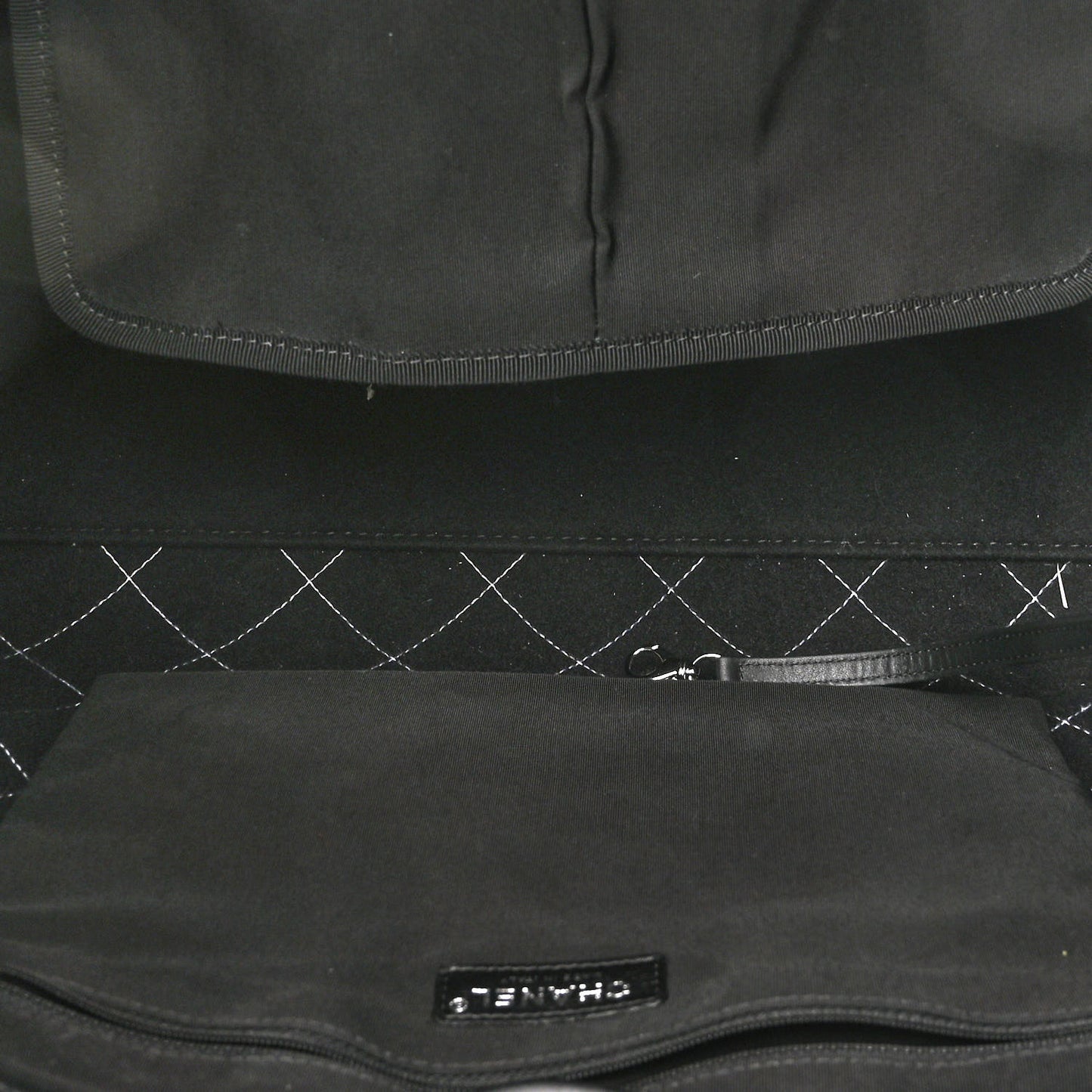 Wool Felt Calfskin Large Deauville Tote White Black