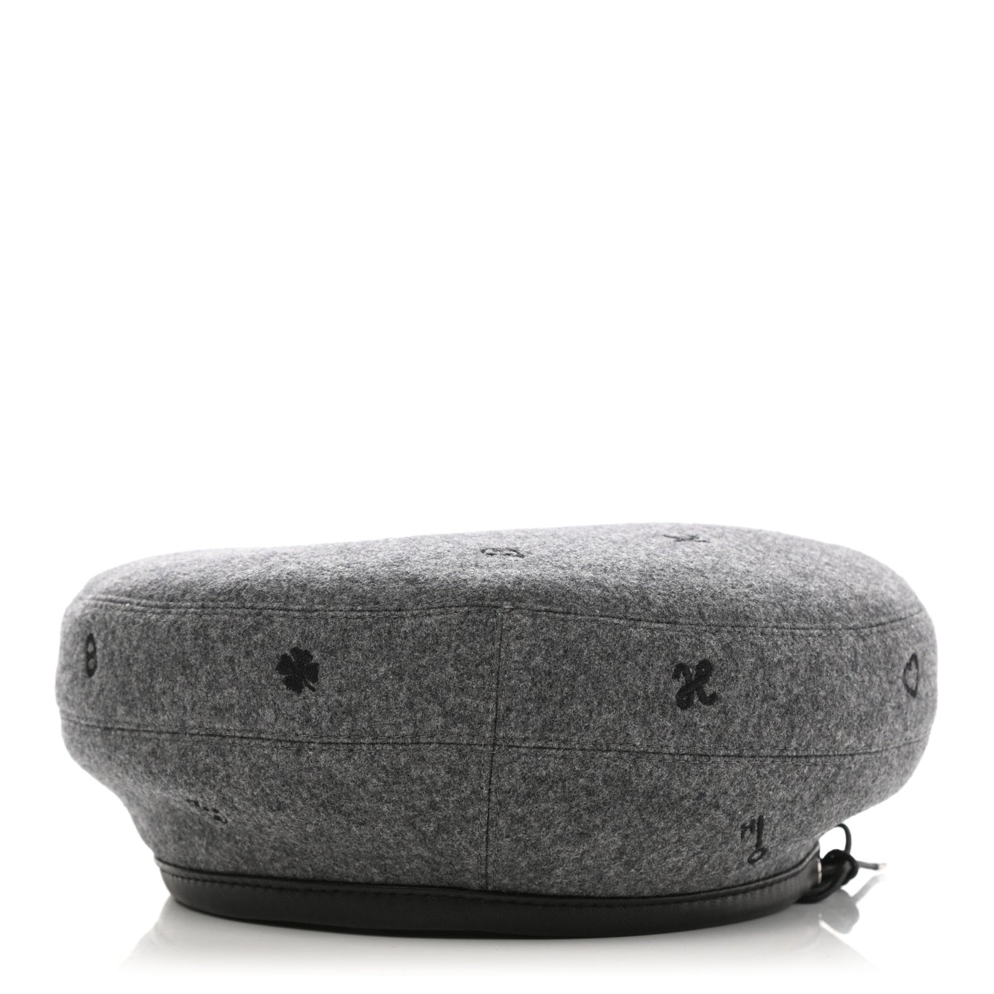 Cashmere Lambskin Saint-Honore Charms Beret 57 Charbon