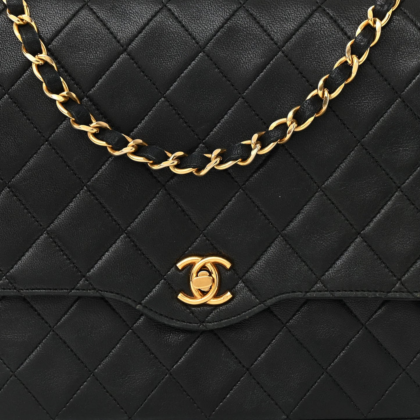 Lambskin Quilted Medium Single Flap Black