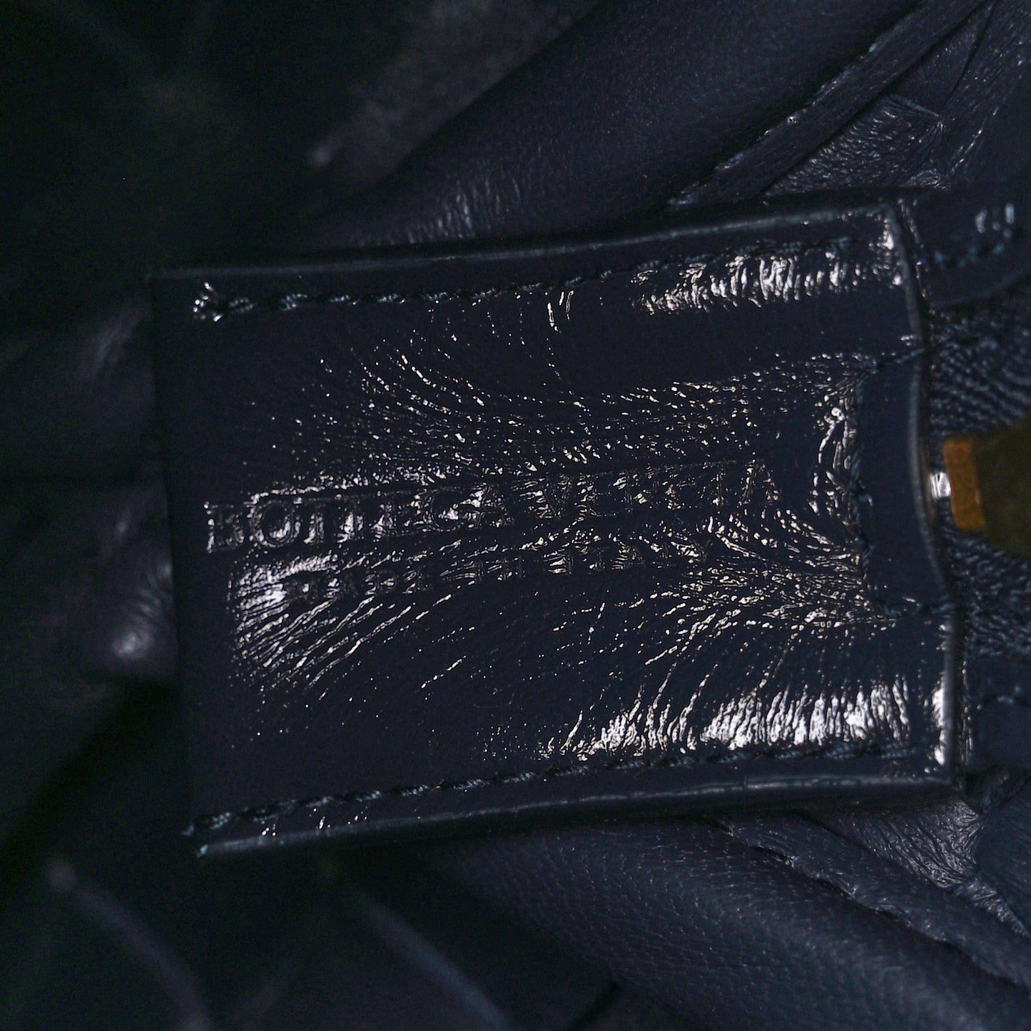 Polished Nappa Intrecciato Knot Small Loop Camera Bag Space