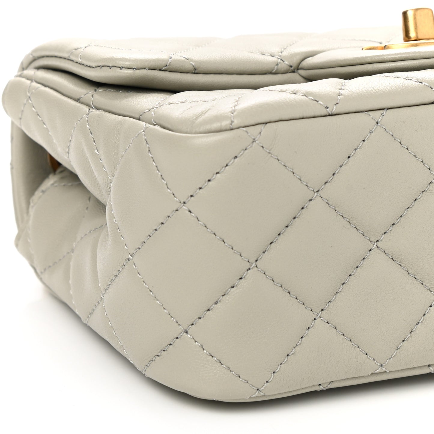 Lambskin Quilted Mini Pearl Crush Flap Light Grey