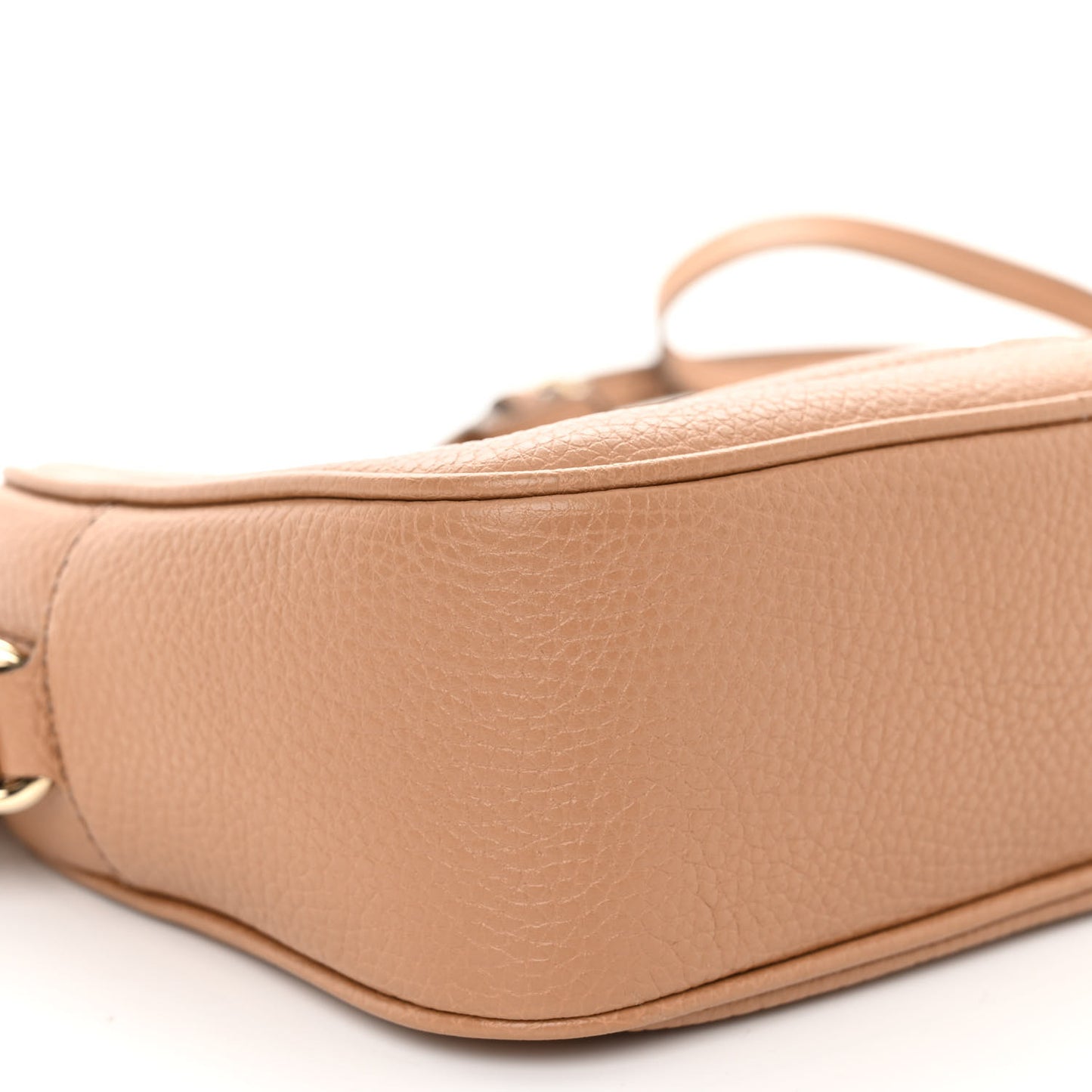 Pebbled Calfskin Small Soho Disco Bag Camelia