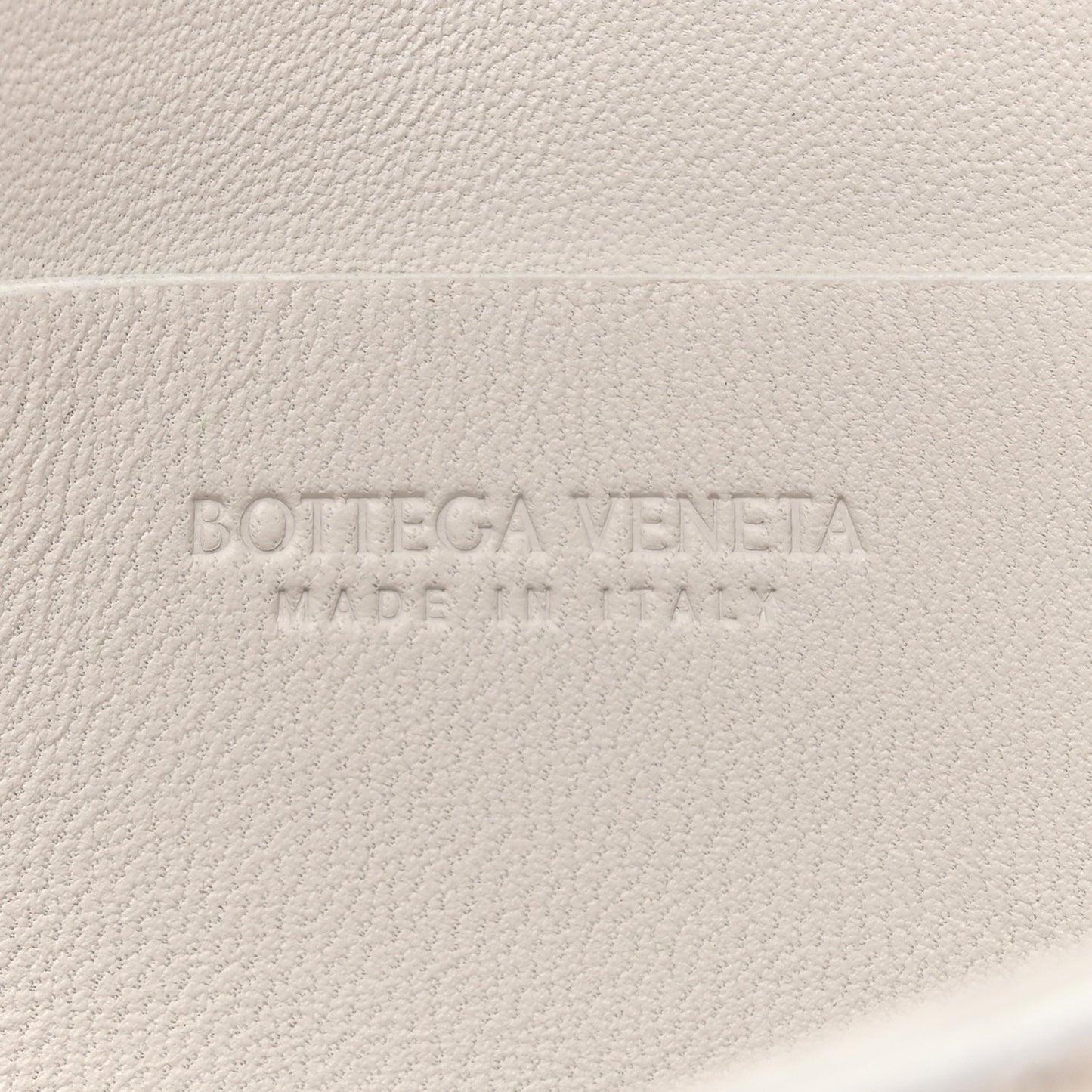 Nappa Maxi Intreccio The Belt Cassette Bag White