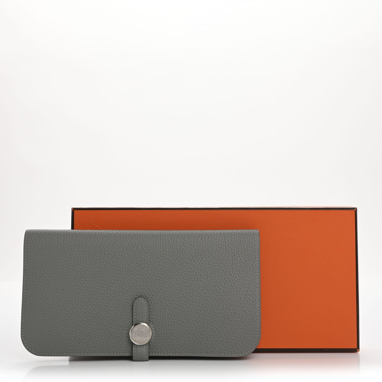 Togo Dogon Recto Verso Wallet Gris Mouette