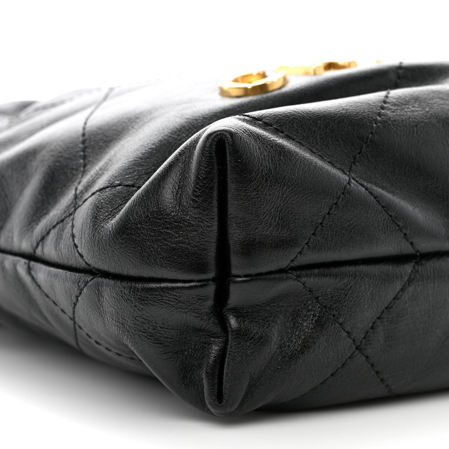 Shiny Crumpled Calfskin Quilted Pearl Mini Chanel 22 Black