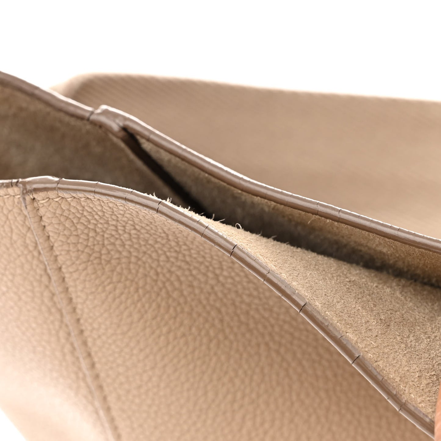 Soft Grained Calfskin Sangle Bucket Bag Dune