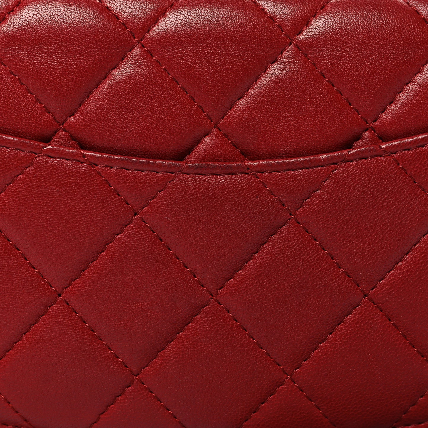 Lambskin Quilted Wallet On Chain WOC Red
