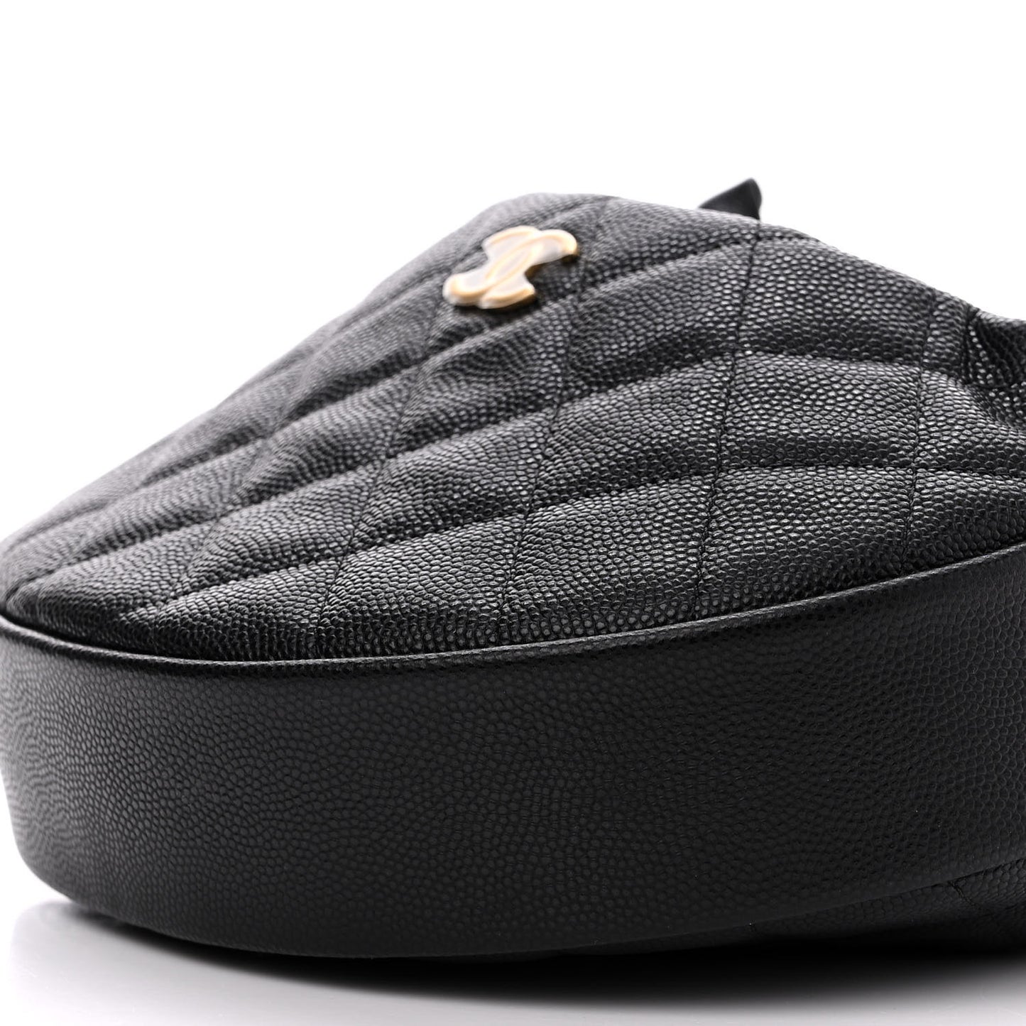 Shiny Caviar Quilted Bow Pouch Hobo Black