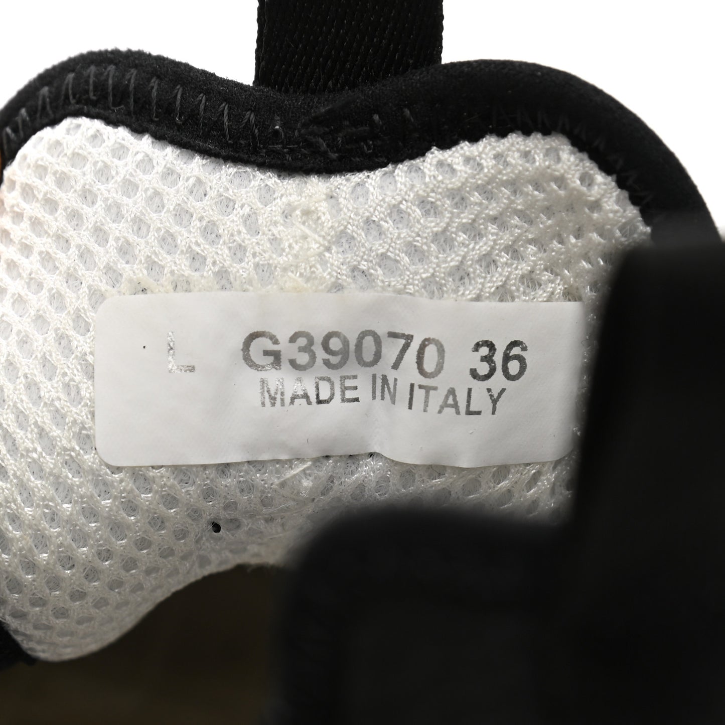 Velvet Calfskin Mixed Fibers CC Sneakers 36 White Black
