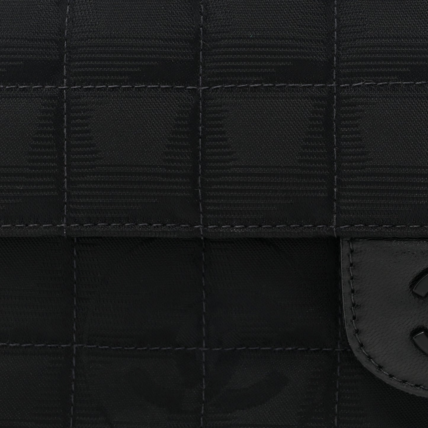 Nylon Travel East West Flap Black