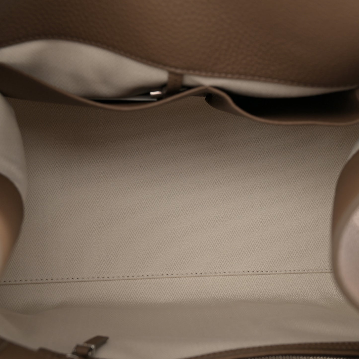 Matte Grained Calfskin Soft Margaux 15 Taupe