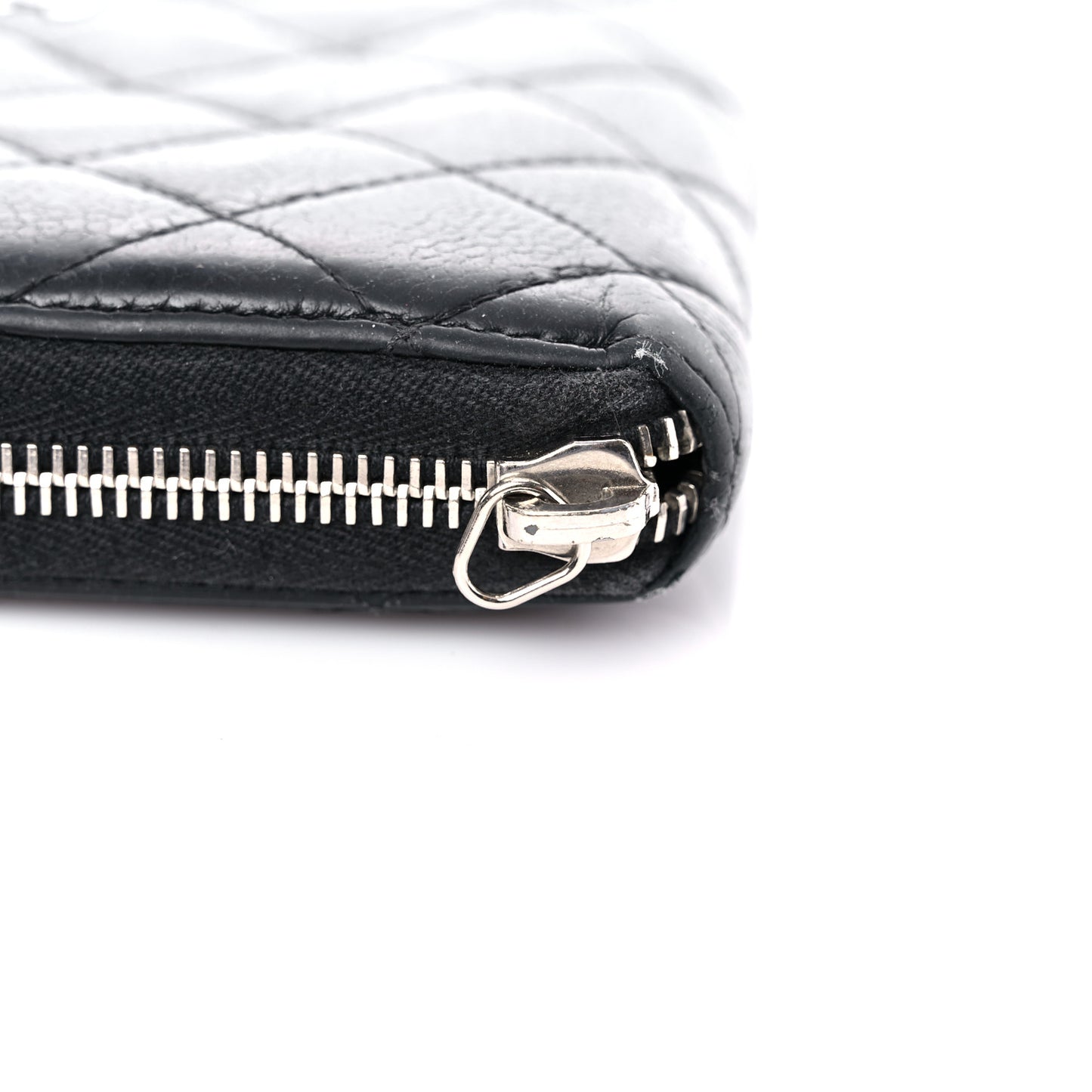 Caviar Quilted Medium Zip Around Wallet Black