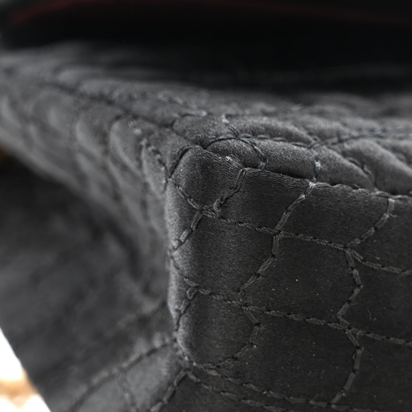 Satin Coco's Croc 2.55 Reissue East West Flap Black