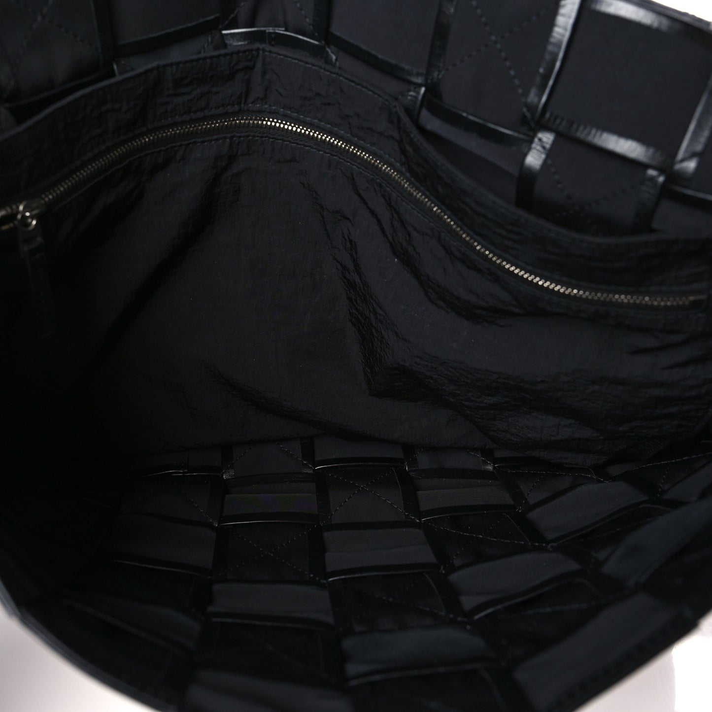 Paper Calfskin Maxi Intreccio Large Cassette Crossbody Bag Black