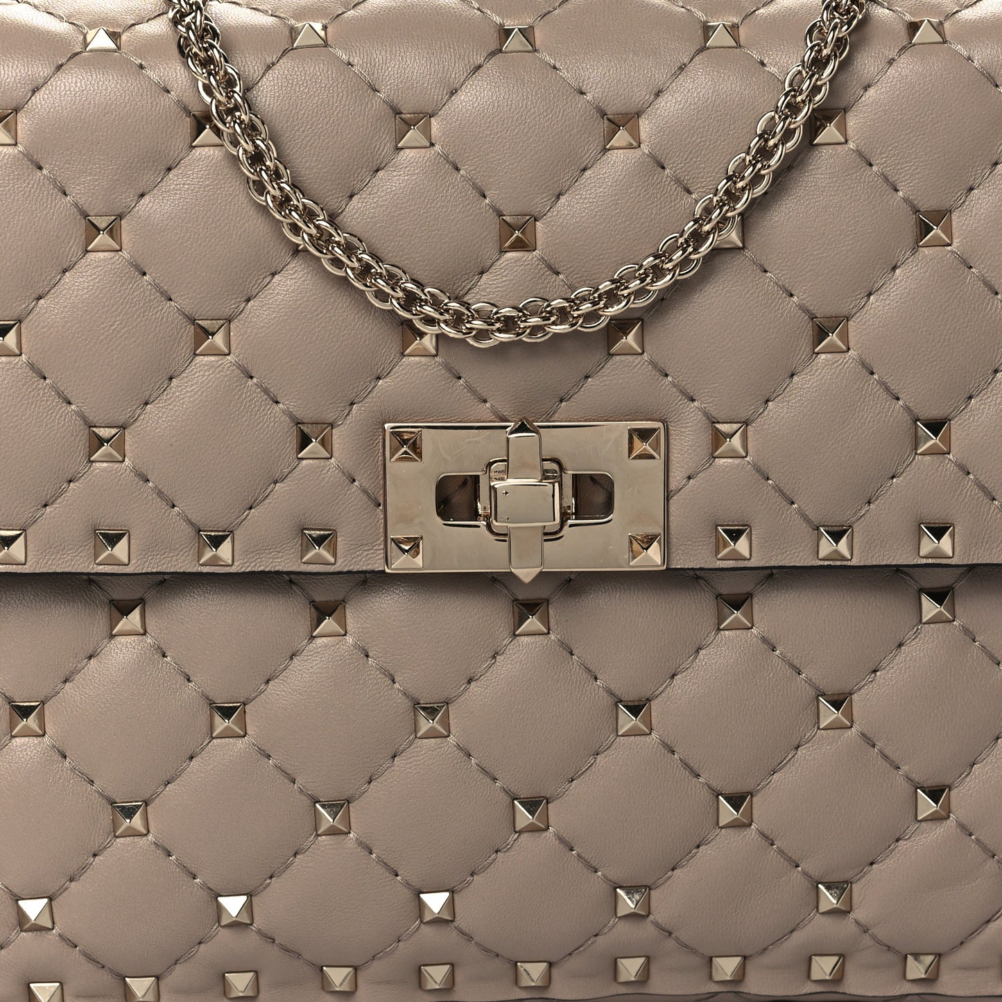 Lambskin Medium Rockstud Spike Shoulder Bag Poudre