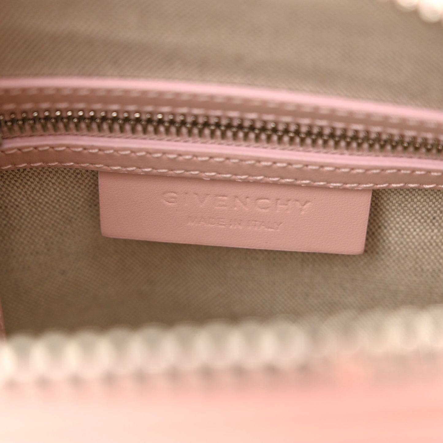 Box Calfskin Mini Heart Antigona Top Handle Bag Blush Pink