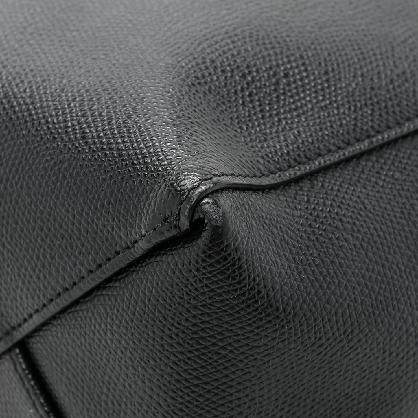 Grained Calfskin Small Vertical Cabas Black