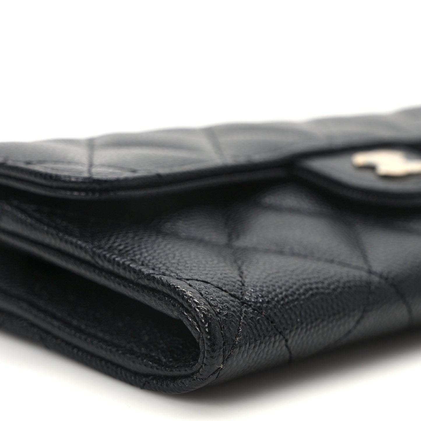 Caviar Quilted Medium Gusset Flap Wallet Black