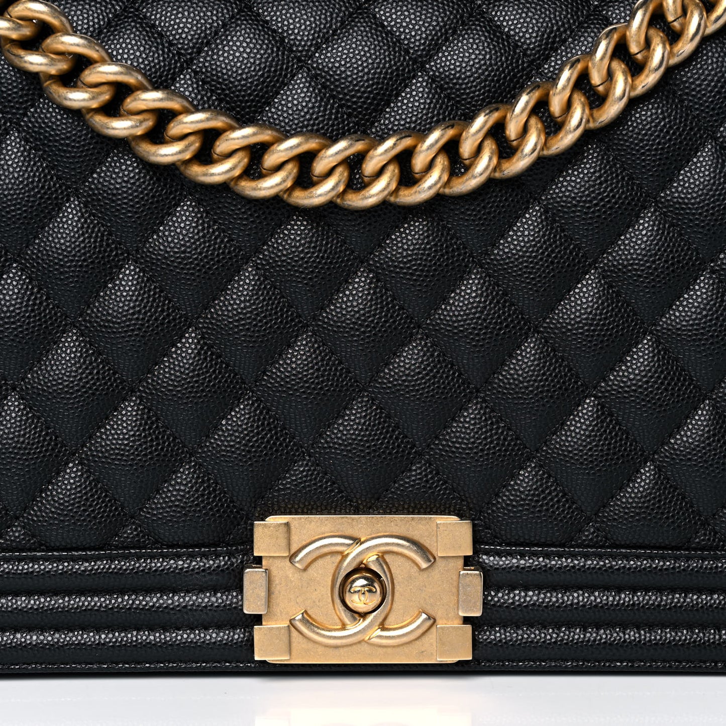 Caviar Quilted New Medium Boy Flap Black