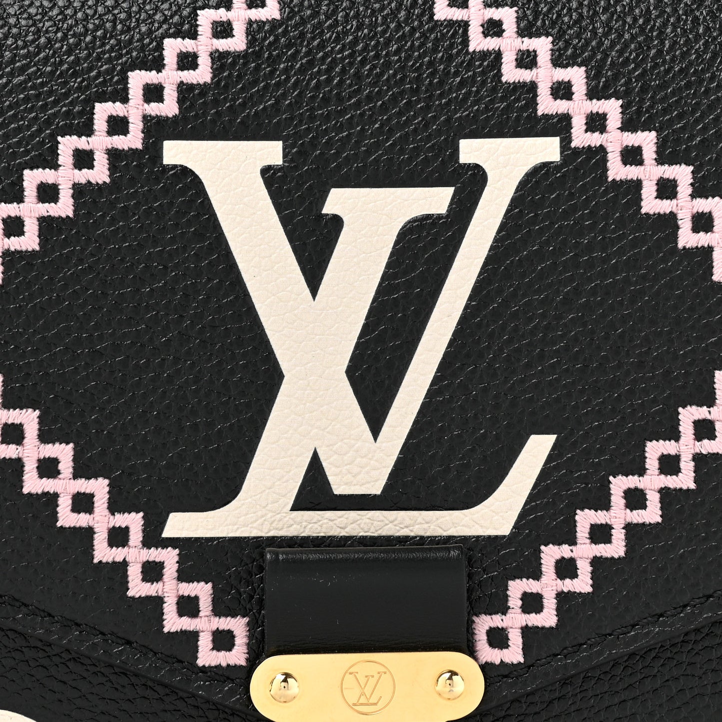 Empreinte Monogram Giant Broderies Pochette Metis Black