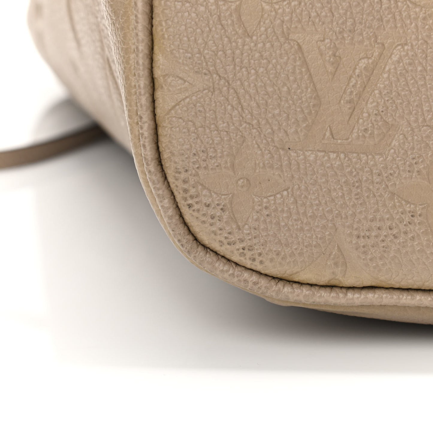 Empreinte Monogram Giant Neverfull MM Tourterelle