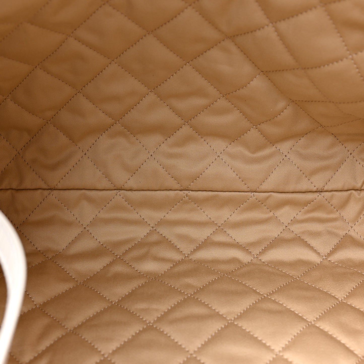 Shiny Calfskin Quilted Small Chanel 22 White