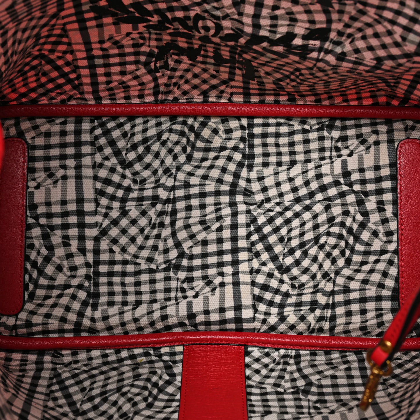Visetos Medium Liz Reversible Shopper Tote Ruby Red