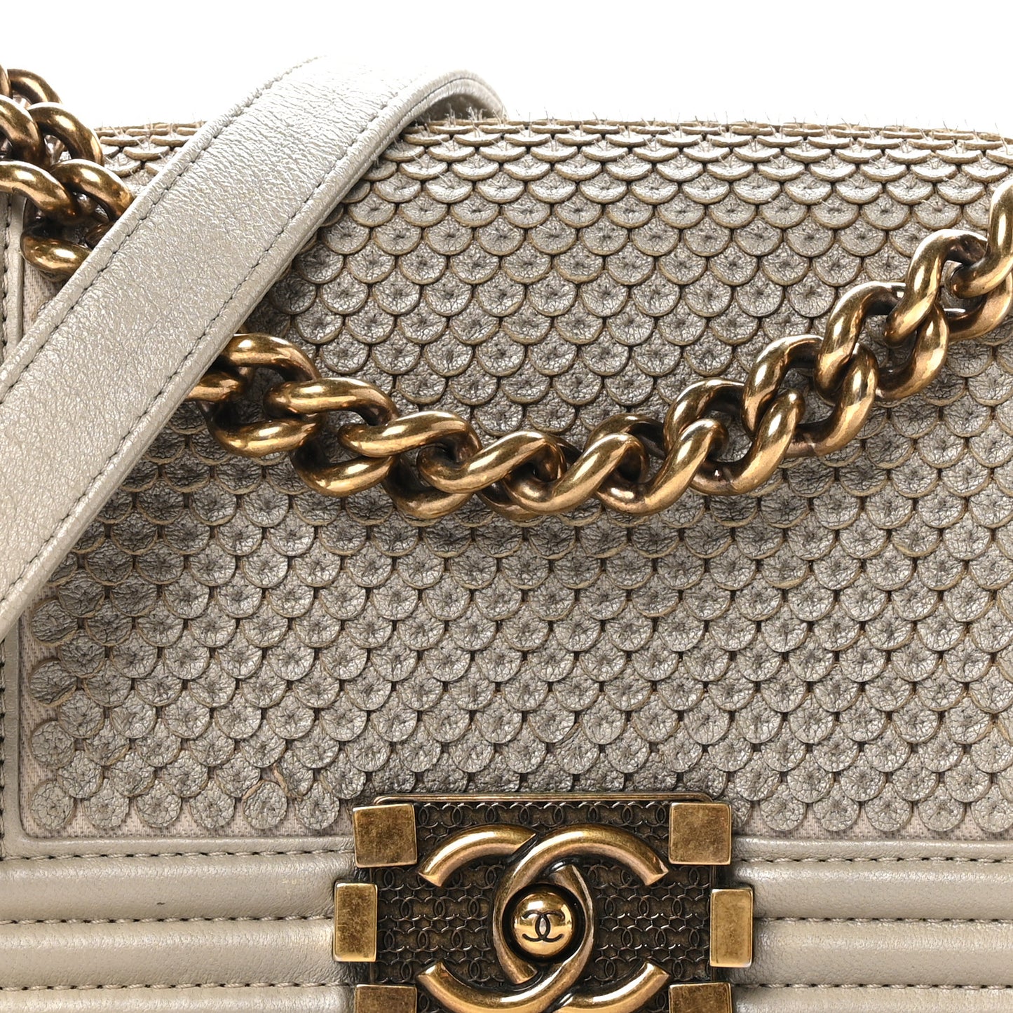 Lambskin Small Scaled Boy Flap Gold