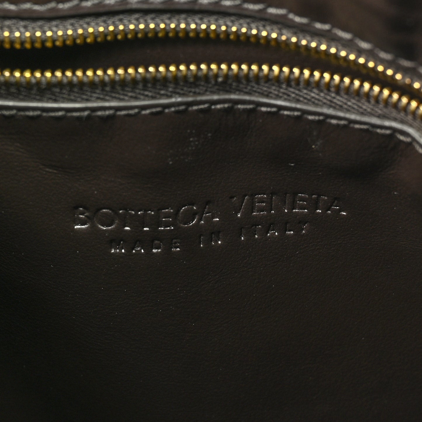 Calfskin Intrecciato Small Hop Fondant