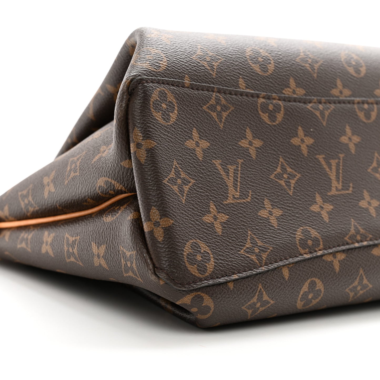 Monogram Rivoli MM