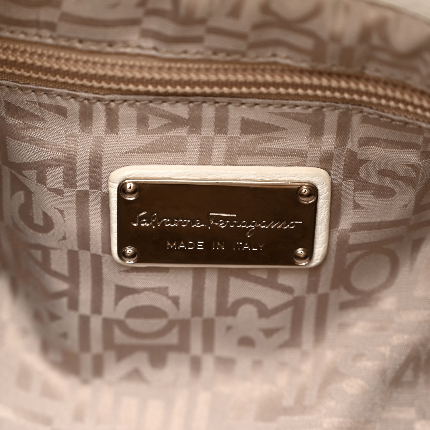 Salvatore Ferragamo Grained Calfskin Gancini Shoulder Bag White 6 of 12