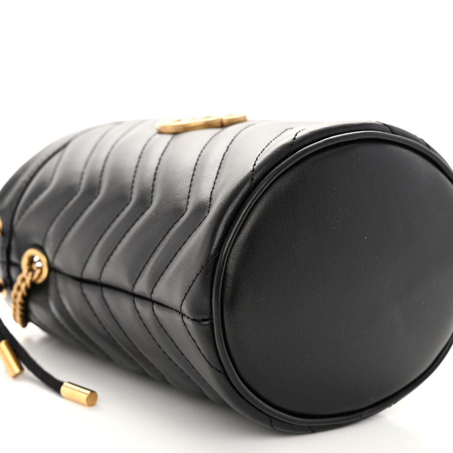 Calfskin Matelasse Mini GG Marmont 2.0 Bucket Bag Black