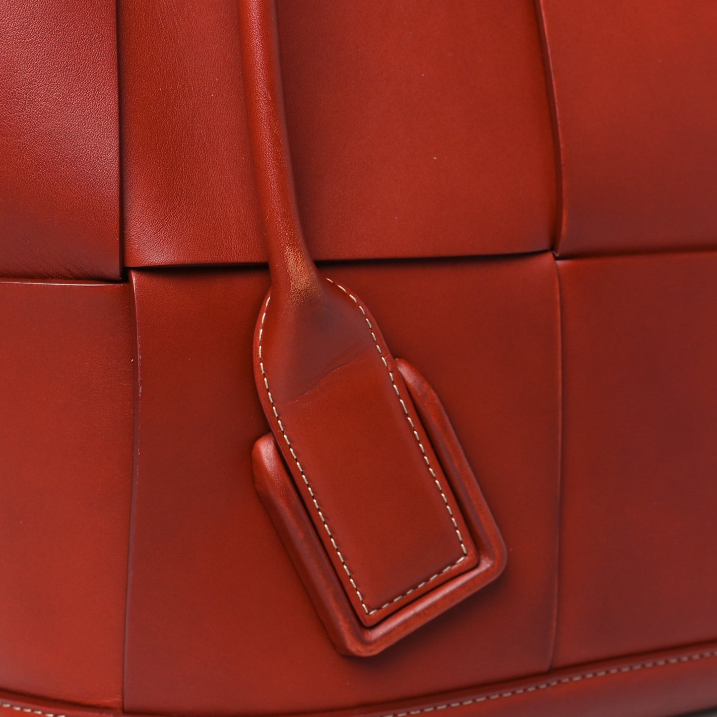 French Calfskin Maxi Intrecciato Medium Arco Red