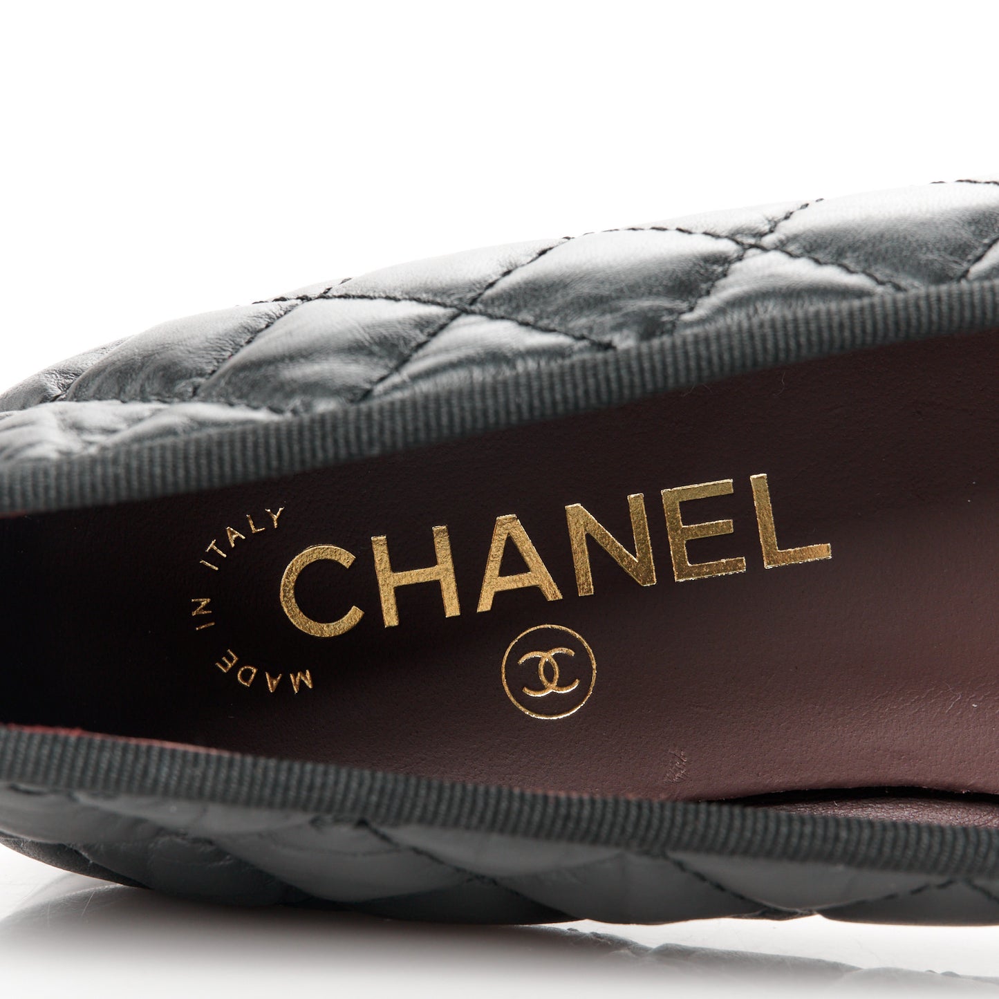 Aged Calfskin Quilted CC Cap Toe Ballerina Flats 38 Black