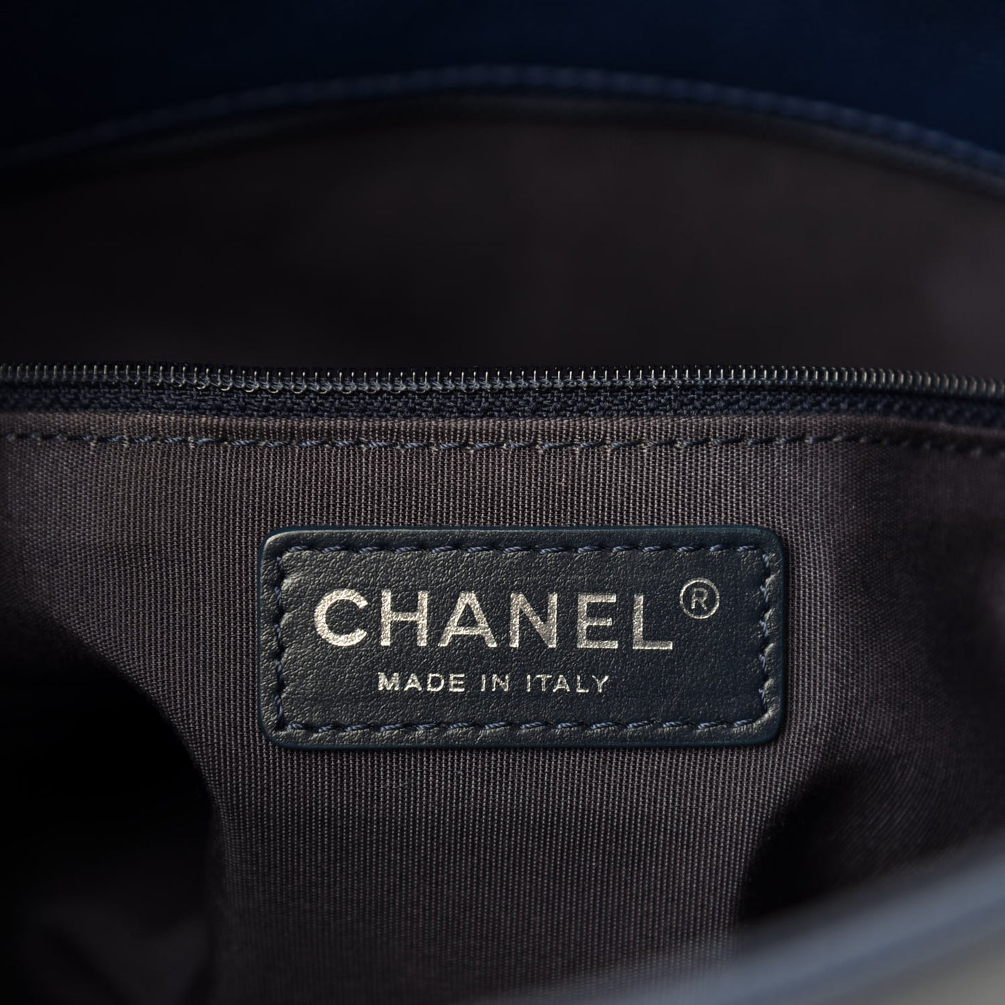 Caviar Quilted Small Urban Delight Tote Blue
