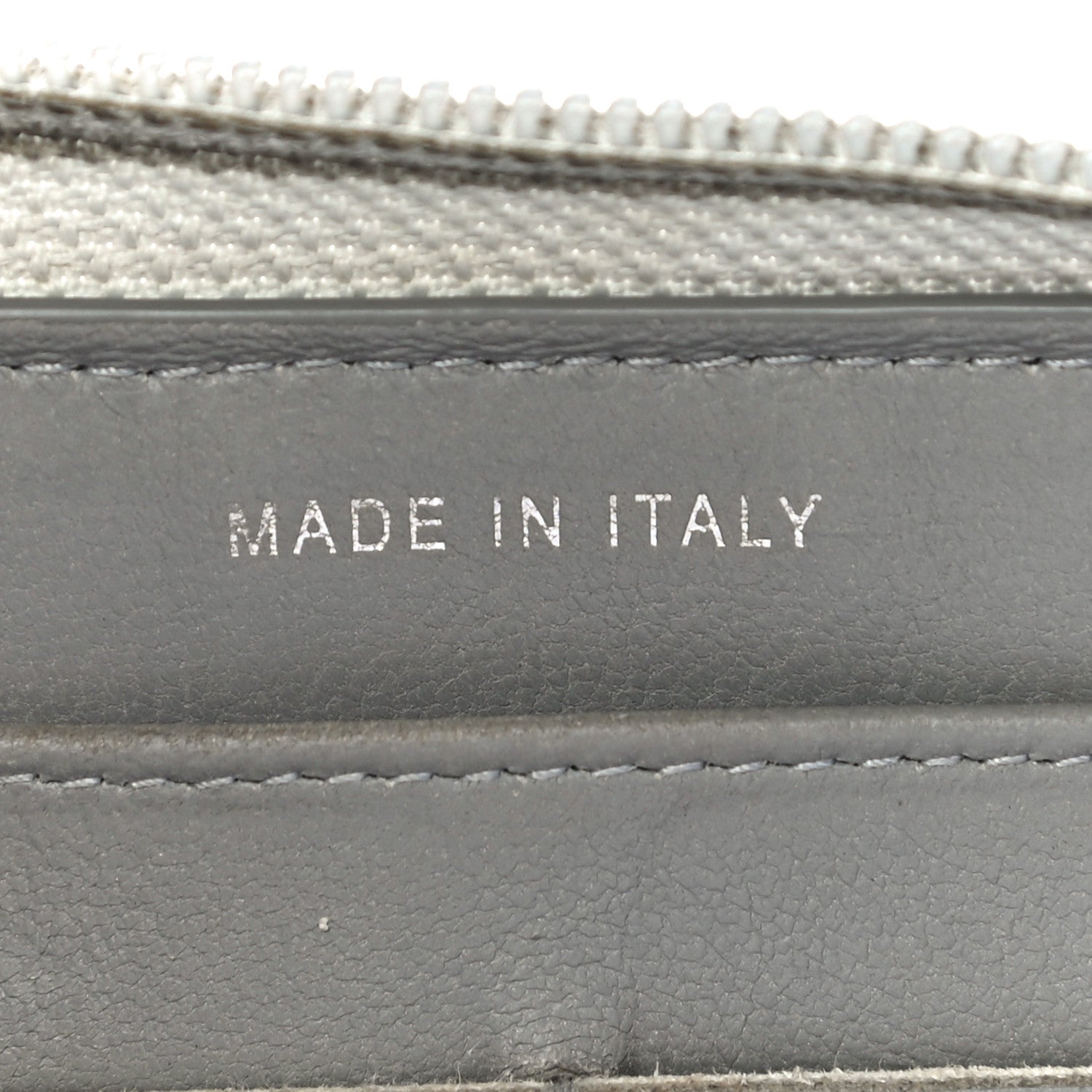 Chanel Metallic Caviar Chevron Quilted Boy Small Zip Around Wallet Silver 7 of 17