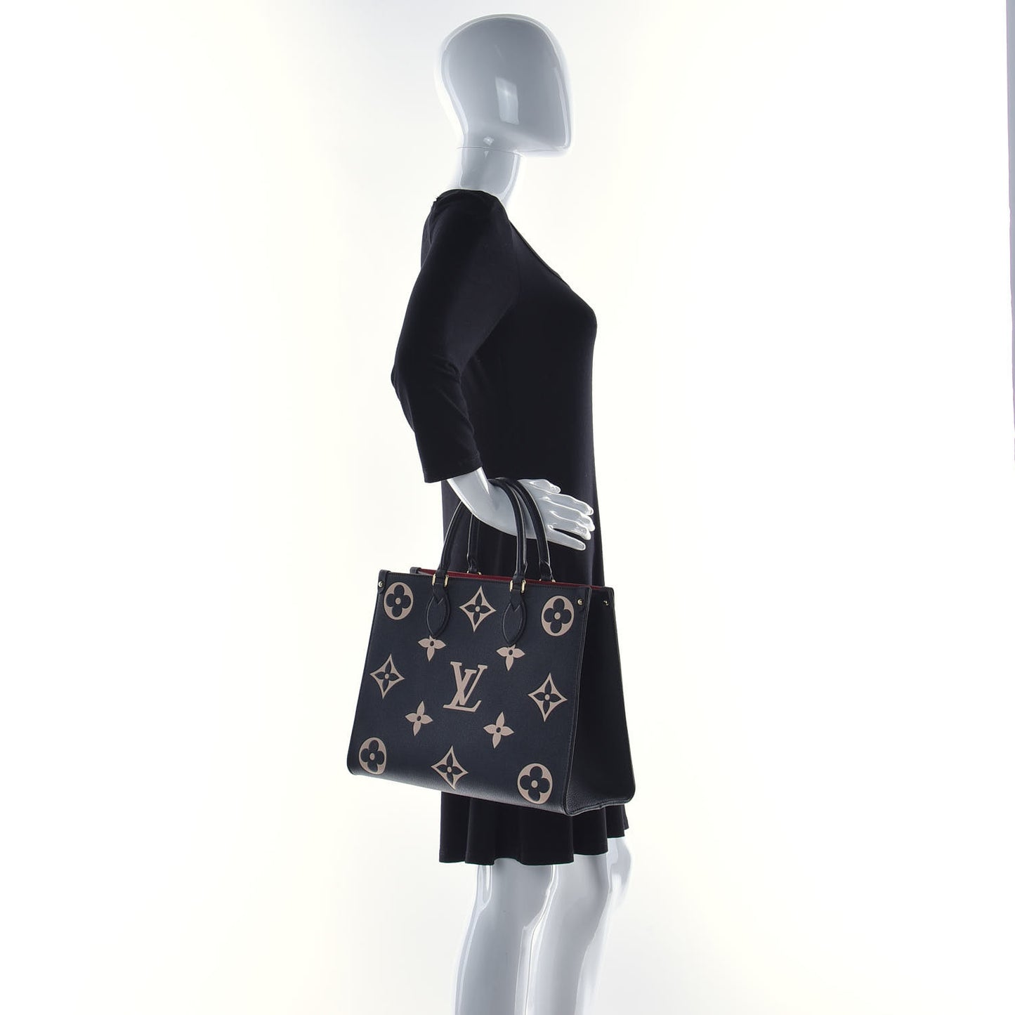 Empreinte Monogram Giant Onthego MM Black Beige