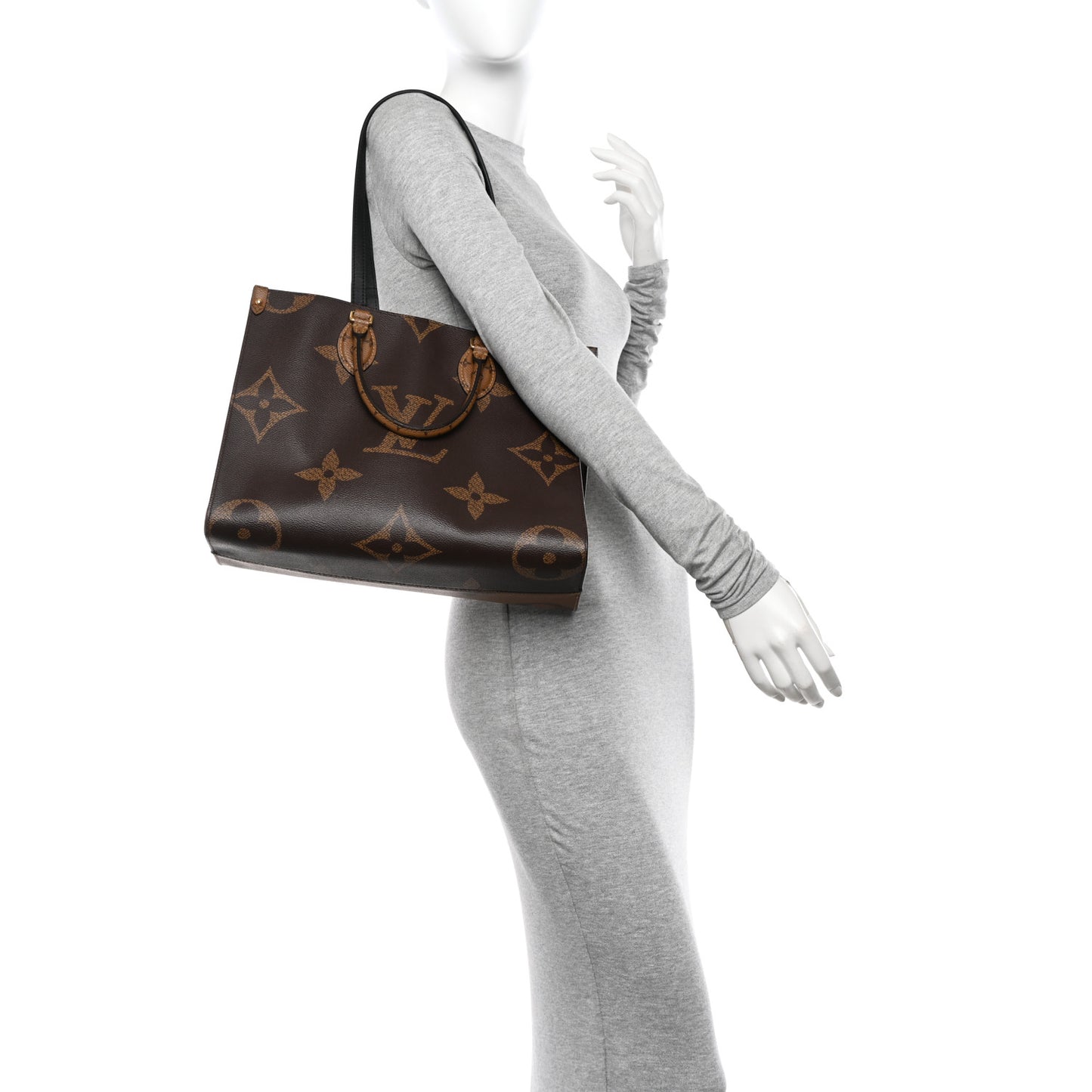 Reverse Monogram Giant Onthego MM