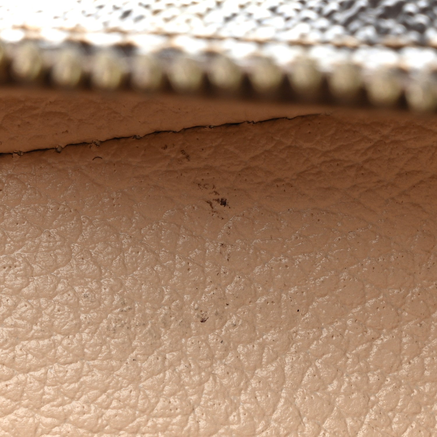 Louis Vuitton Monogram Trousse Toilette 28 9 of 12