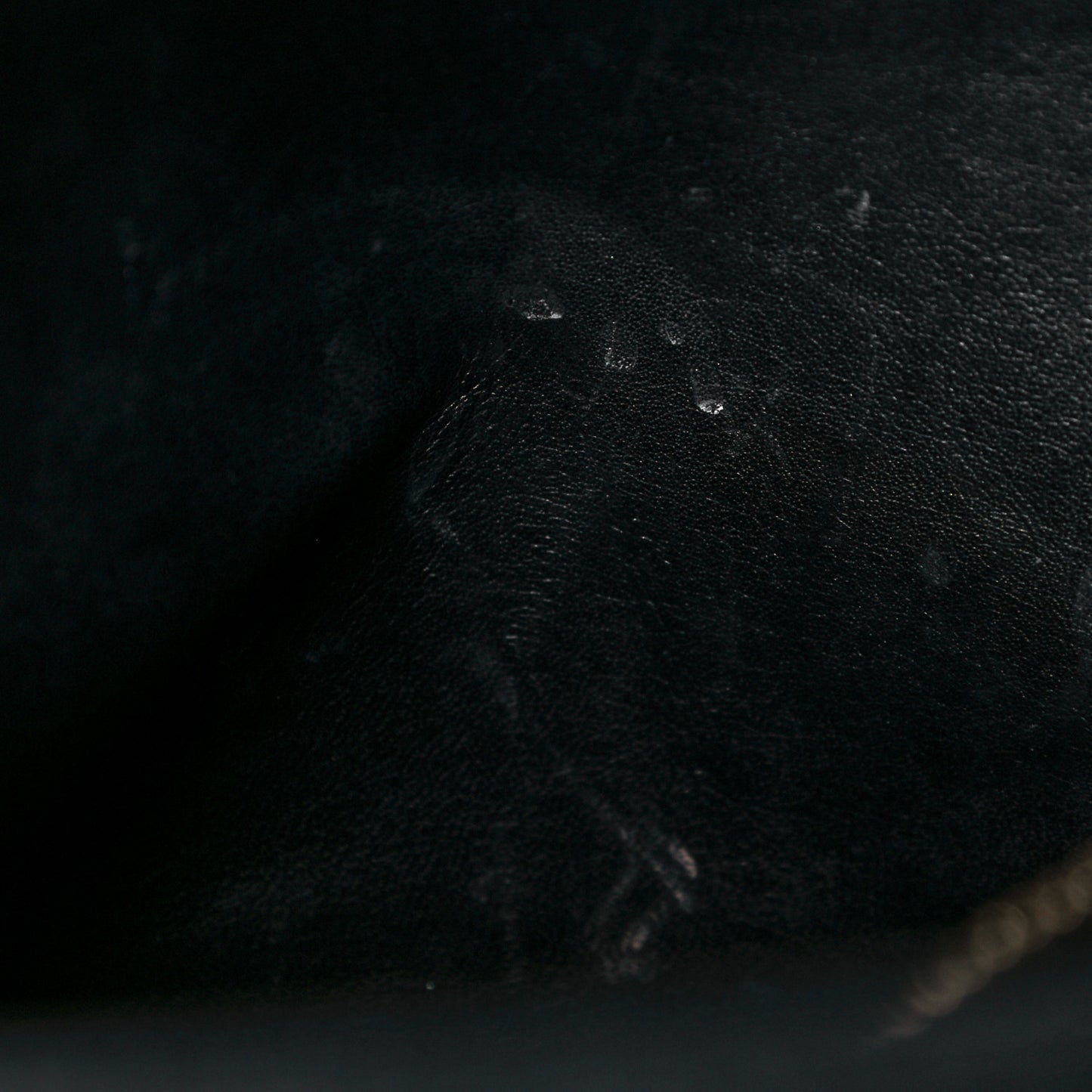 Hammered Calfskin Vara Bow Chain Tote Black