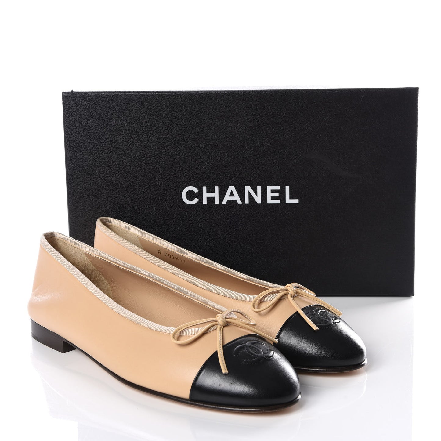 Lambskin Cap Toe CC Ballerina Flats 40 Beige Black
