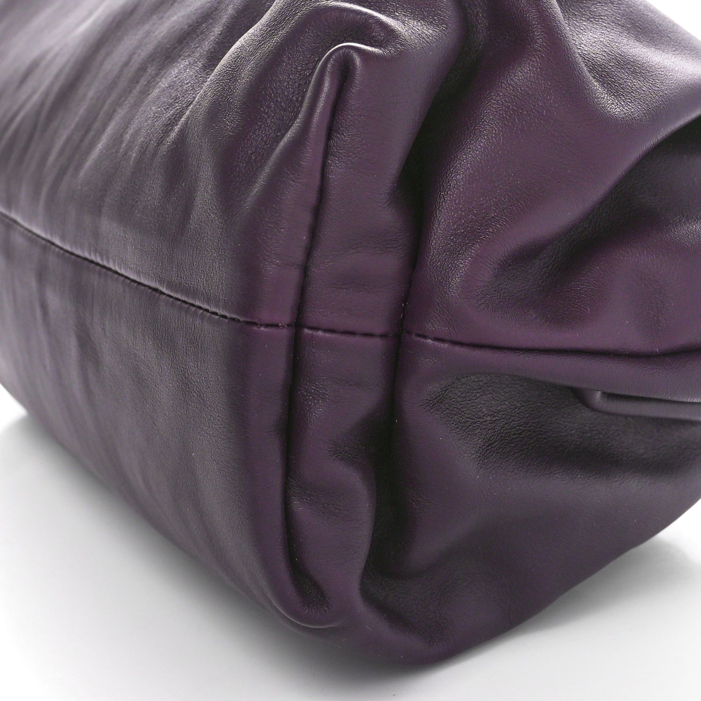 Calfskin The Pouch Chain Grape