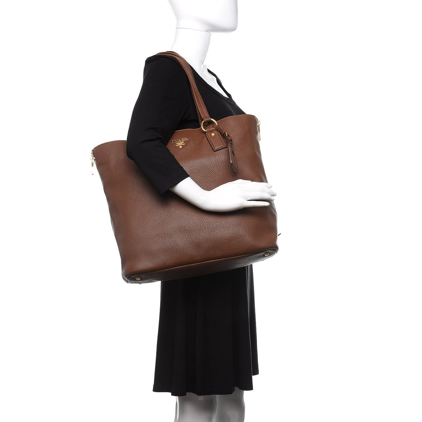 Vitello Daino Side Zip Tote Tabacco