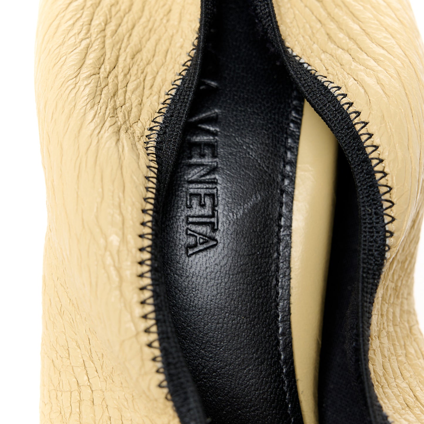 Crunch Calfskin Sharpei Pumps 36.5 Tapioca