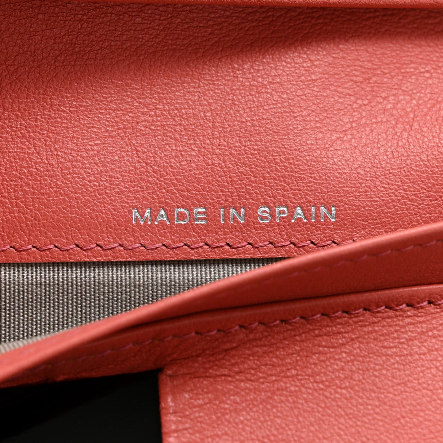 Patent Quilted Brilliant Zipped Pocket Wallet Pink