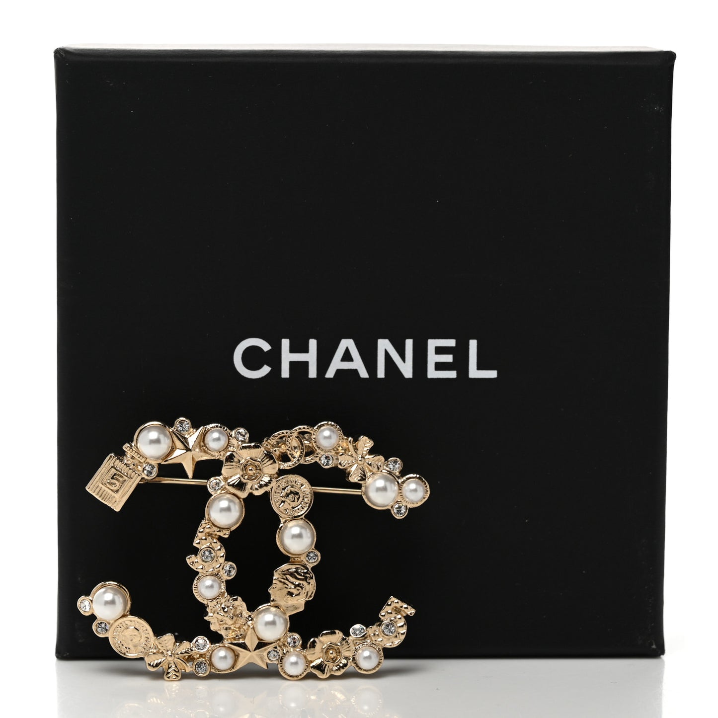 Crystal Pearl CC Charms Brooch Gold