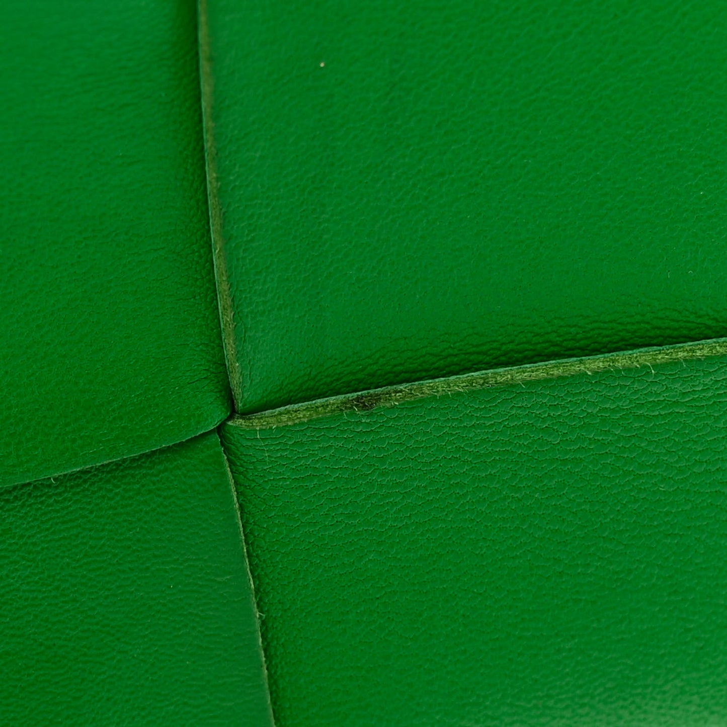 Lambskin Maxi Intrecciato Cassette Crossbody Bag Grass