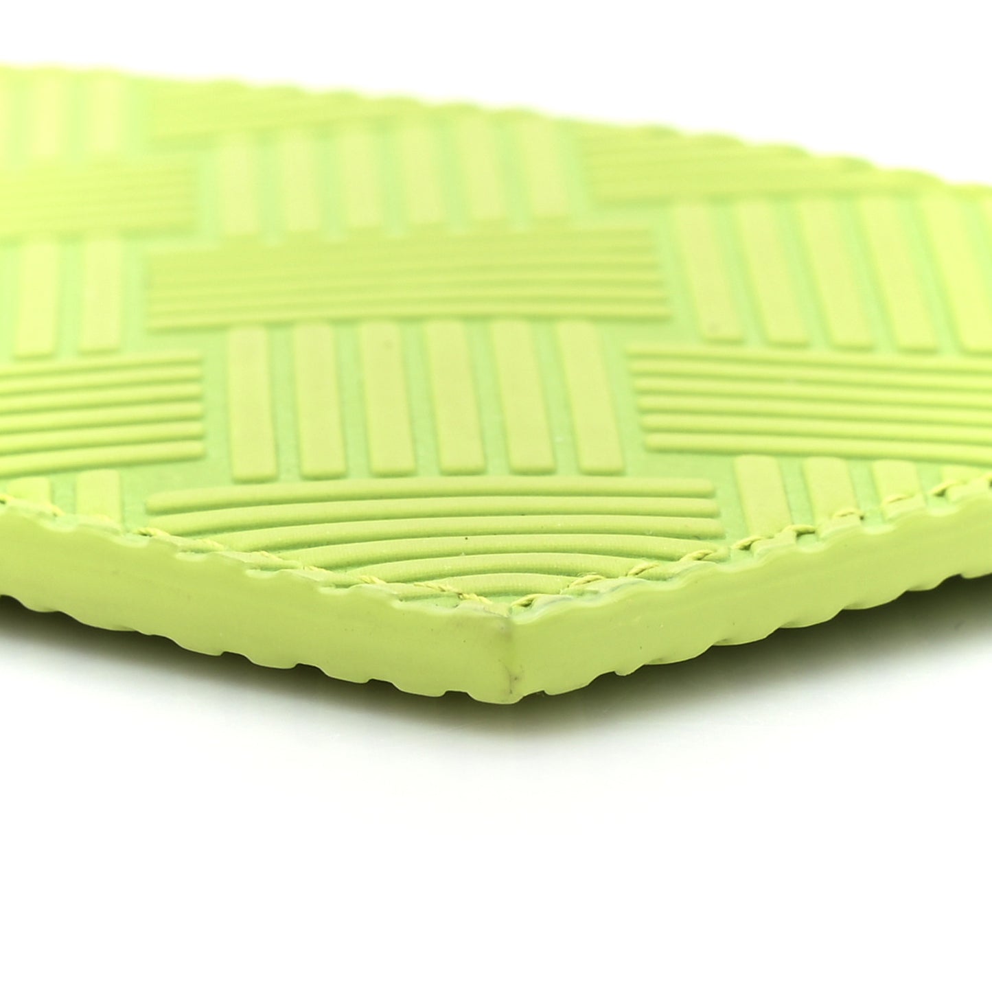 Nappa Embossed Intrecciato Zipped Card Case Kiwi