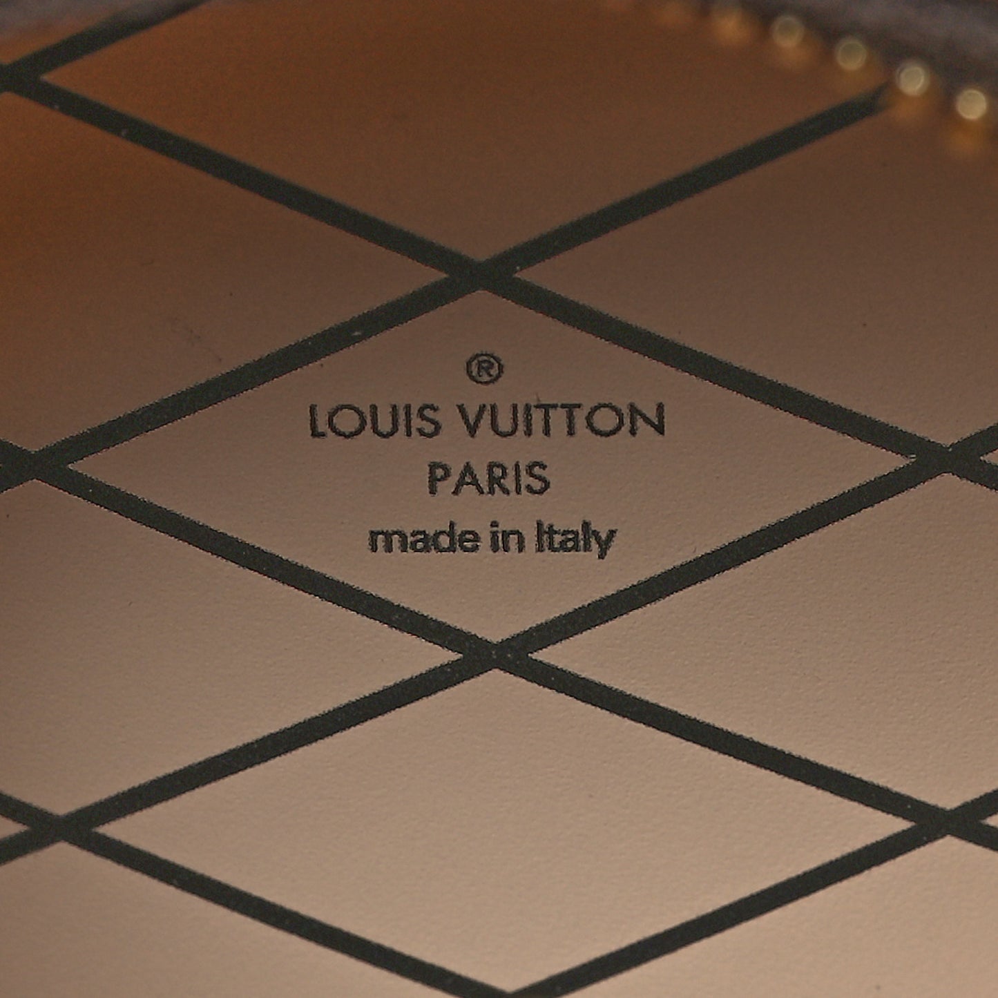 Monogram Mini Boite Chapeau