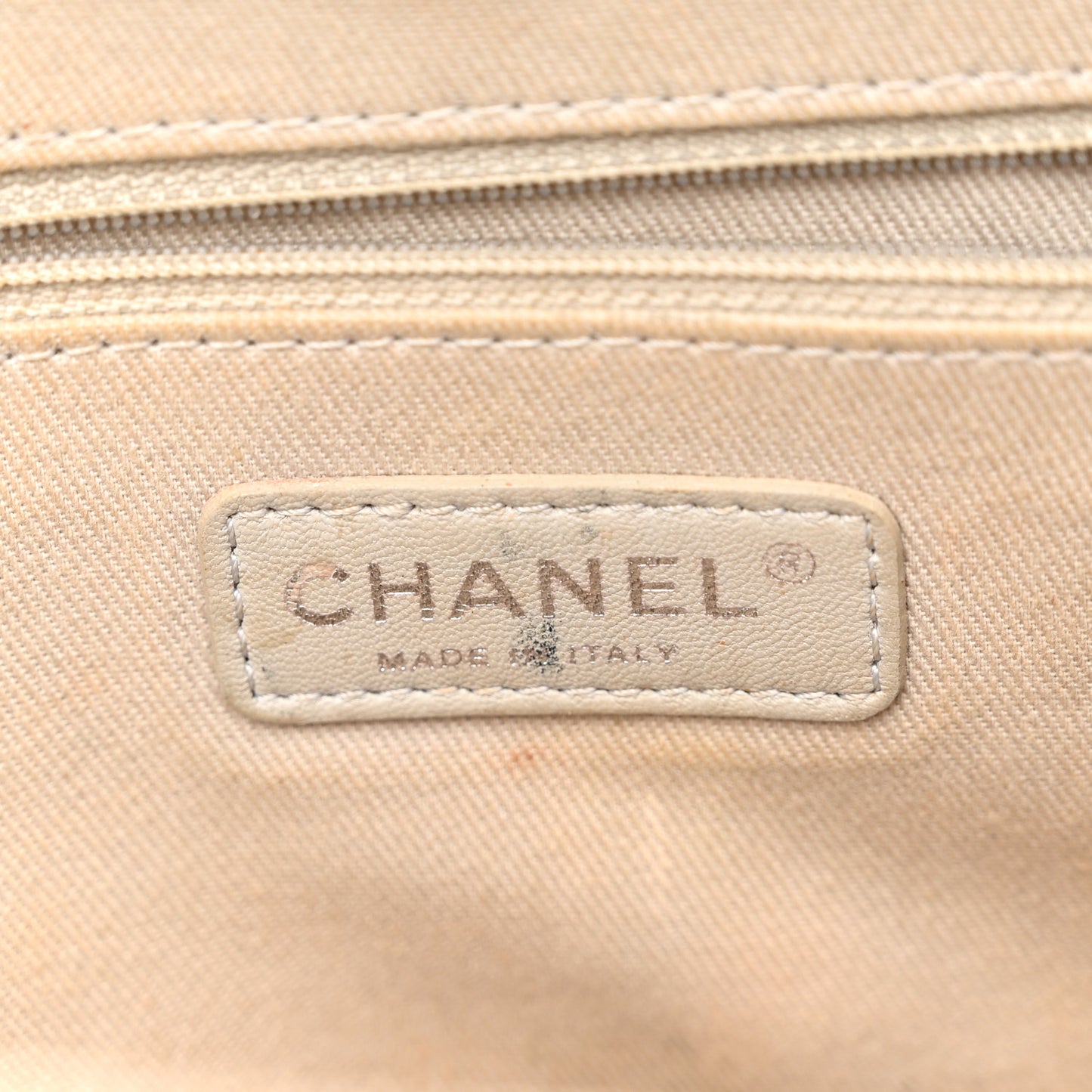 Caviar Quilted Jumbo Easy Flap Beige
